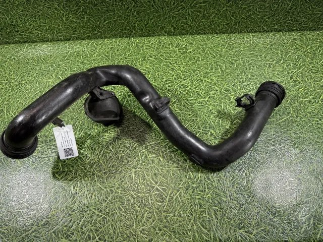 Патрубок интеркулера к Volkswagen Golf, 2006 г.