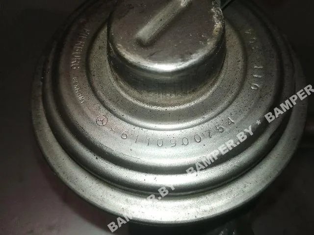 Клапан EGR к Mercedes C, 2002 г.