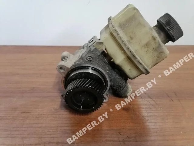 Насос гидроусилителя руля к Mazda MPV, 2005 г.