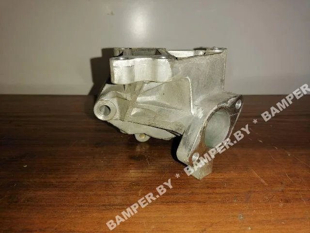 Помпа к Nissan Primera, 2006 г.