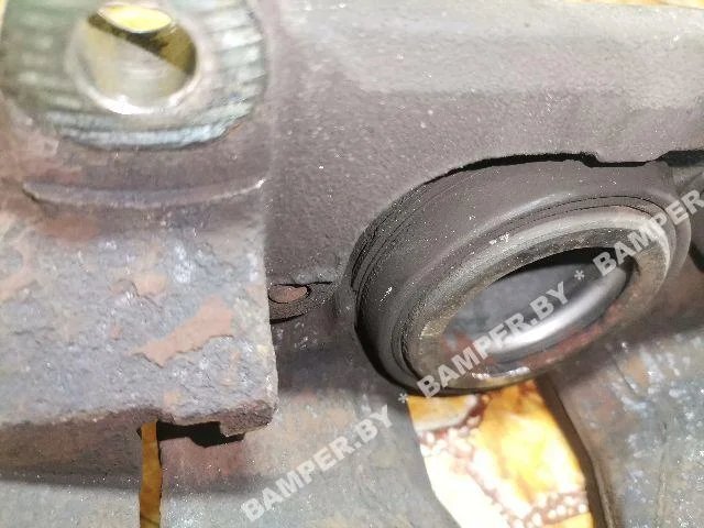 Суппорт передний правый к Renault Laguna, 2004 г.