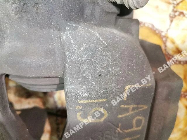 Суппорт передний левый к Renault Laguna, 2004 г.