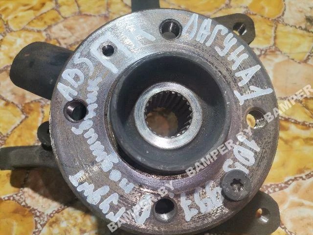 Кулак поворотный правый к Renault Laguna, 1999 г.
