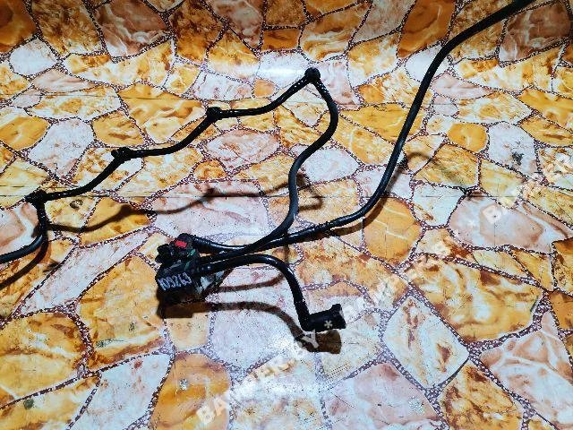Трубка обратки форсунок к Opel Vivaro, 2004 г.