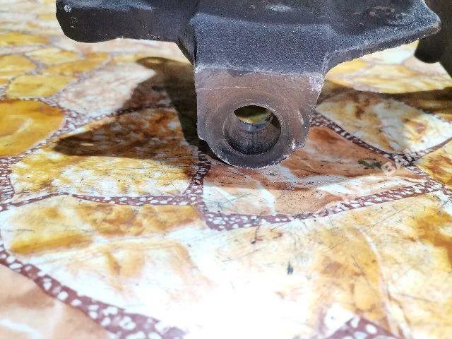 Кулак поворотный левый к Renault Laguna 2, 2004 г.