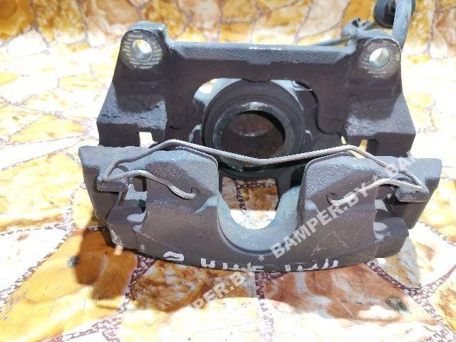 Суппорт передний правый к Renault Laguna 2, 2004 г.
