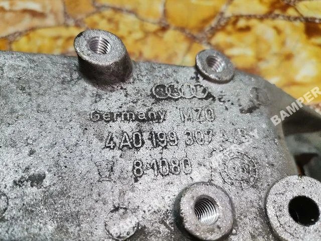 Кронштейн двигателя к Audi 100, 1996 г.