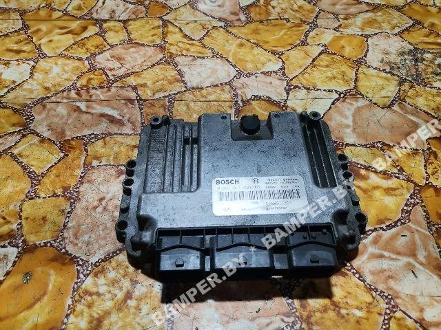 Блок управления двигателем к Renault Laguna, 2005 г.