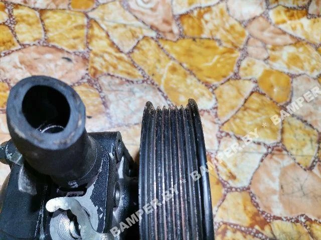 Насос гидроусилителя руля к Volvo V70, 2000 г.