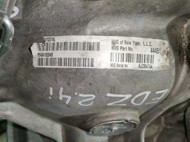 КПП механическая (МКПП) к Chrysler Voyager, 2002 г.