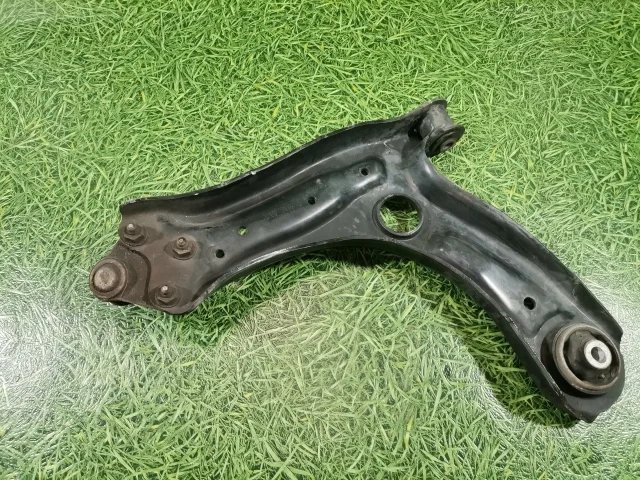 Рычаг передний правый к Skoda Roomster, 2011 г.