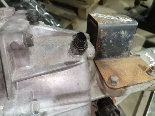 КПП механическая (МКПП) к Hyundai H1, 2006 г.