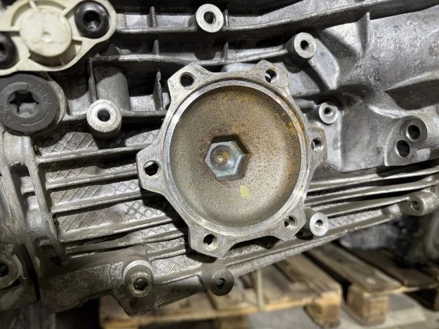 КПП механическая (МКПП) к Audi A6, 2001 г.