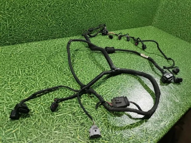 Проводка двигателя к Volkswagen Golf, 2007 г.