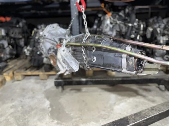 КПП механическая (МКПП) к Audi A6, 2004 г.