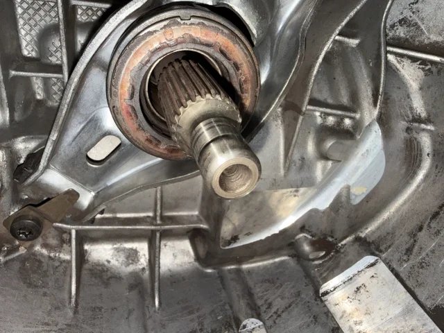 КПП механическая (МКПП) к Audi A6, 2004 г.
