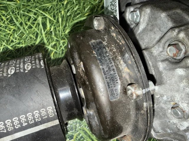 Компрессор кондиционера к Volkswagen Transporter, 2005 г.