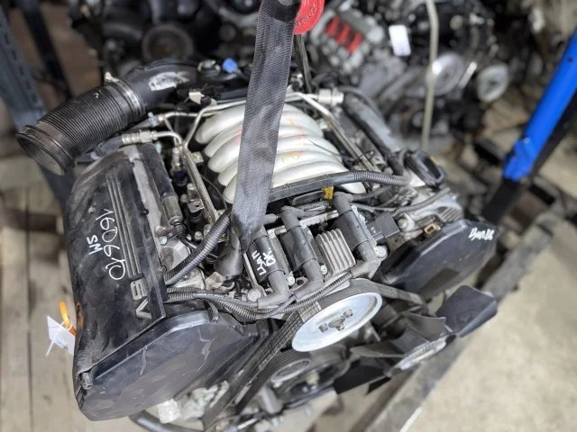 Двигатель к Audi A8, 2000 г.