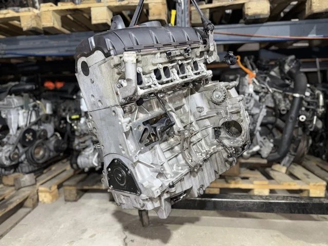 Двигатель к Volkswagen Multivan, 2009 г.