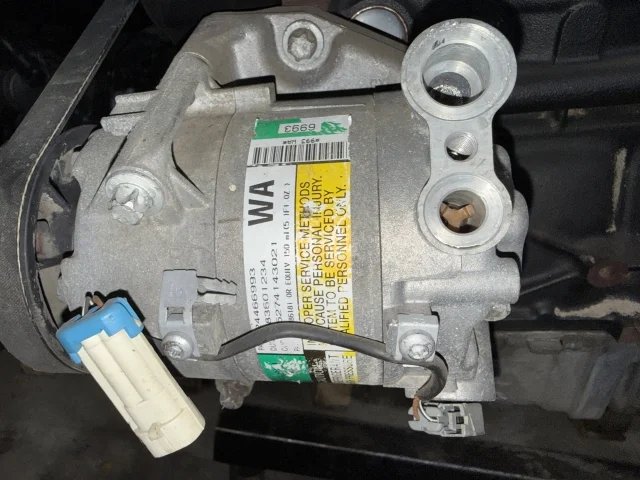 Двигатель к Opel Signum, 2004 г.